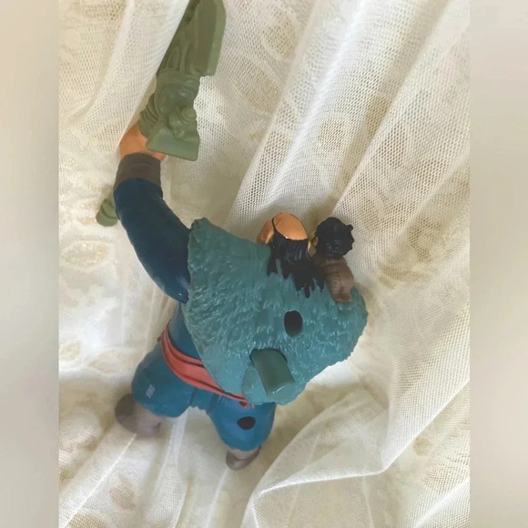 Action Figure Soldier with Cartoon Asian Baby Miniature Figurine Collectible - Picture 2 of 8